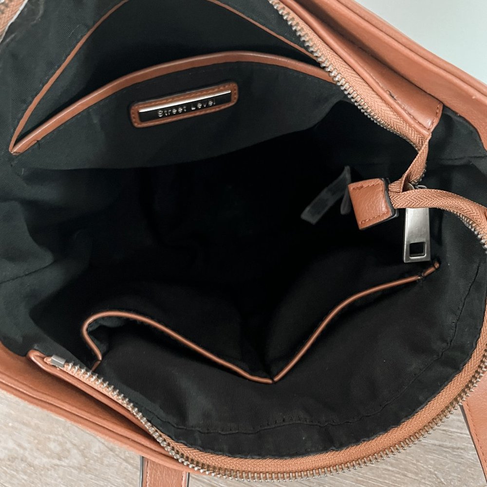 Street Level | Tan Tote Bag - Picture 12 of 13